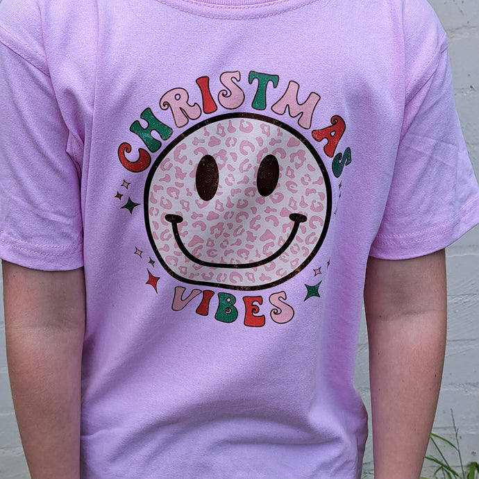 T-Shirt - Christmas Vibes